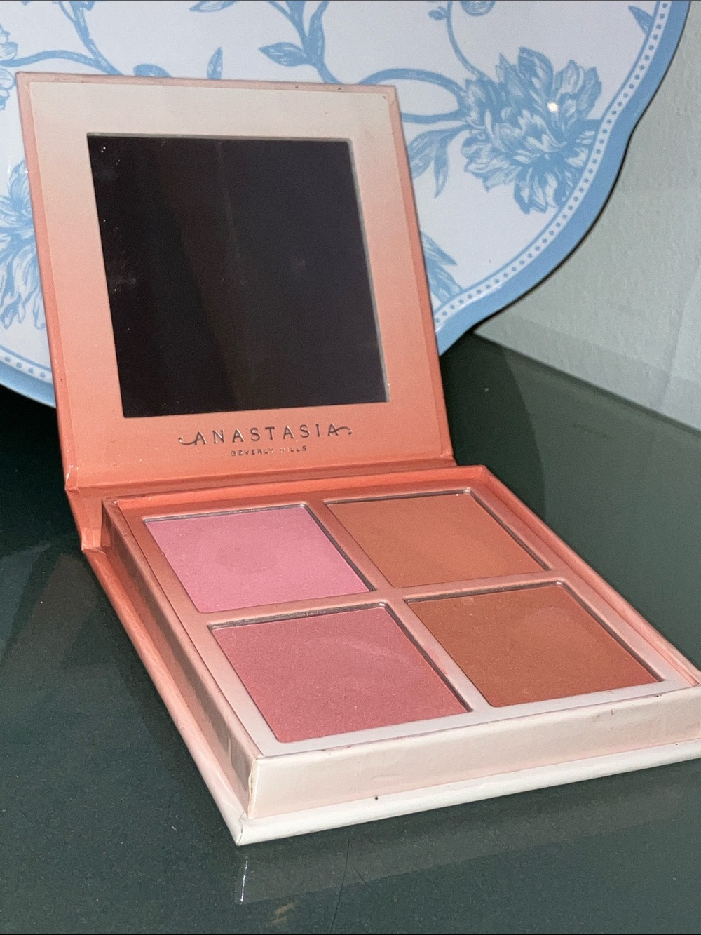 Anastasia Beverly Hills Radiant Blush Kit Four-Shade Pink & Peach Palette